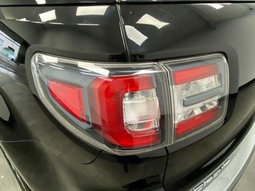 Used 2016 GMC Acadia Denali AWD/4WD image 14