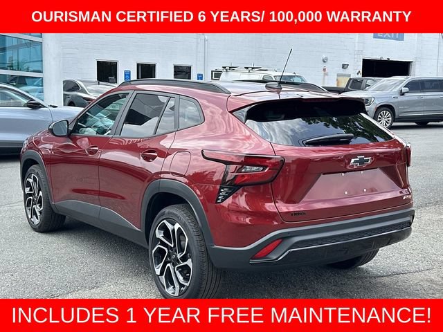 Used 2025 Chevrolet Trax RS w/ Sunroof Package FWD image 4