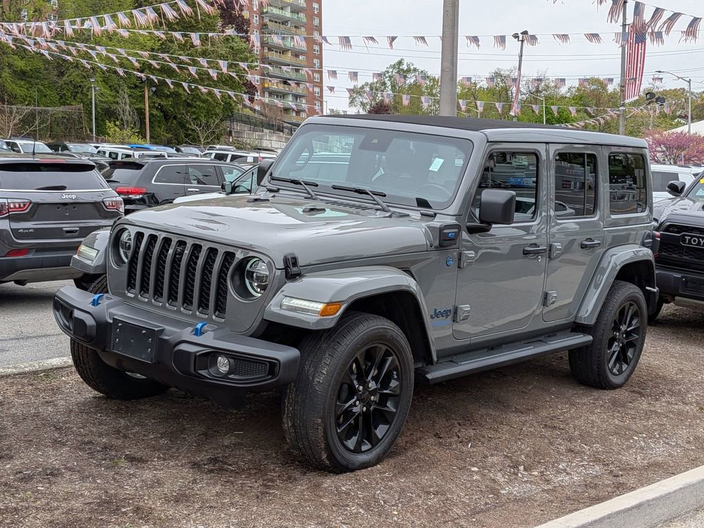 Used 2021 Jeep Wrangler Unlimited Sahara w/ Cold Weather Group AWD/4WD image 1