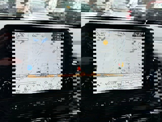 New 2025 Nissan Pathfinder SL w/ Black Appearance Package image 35