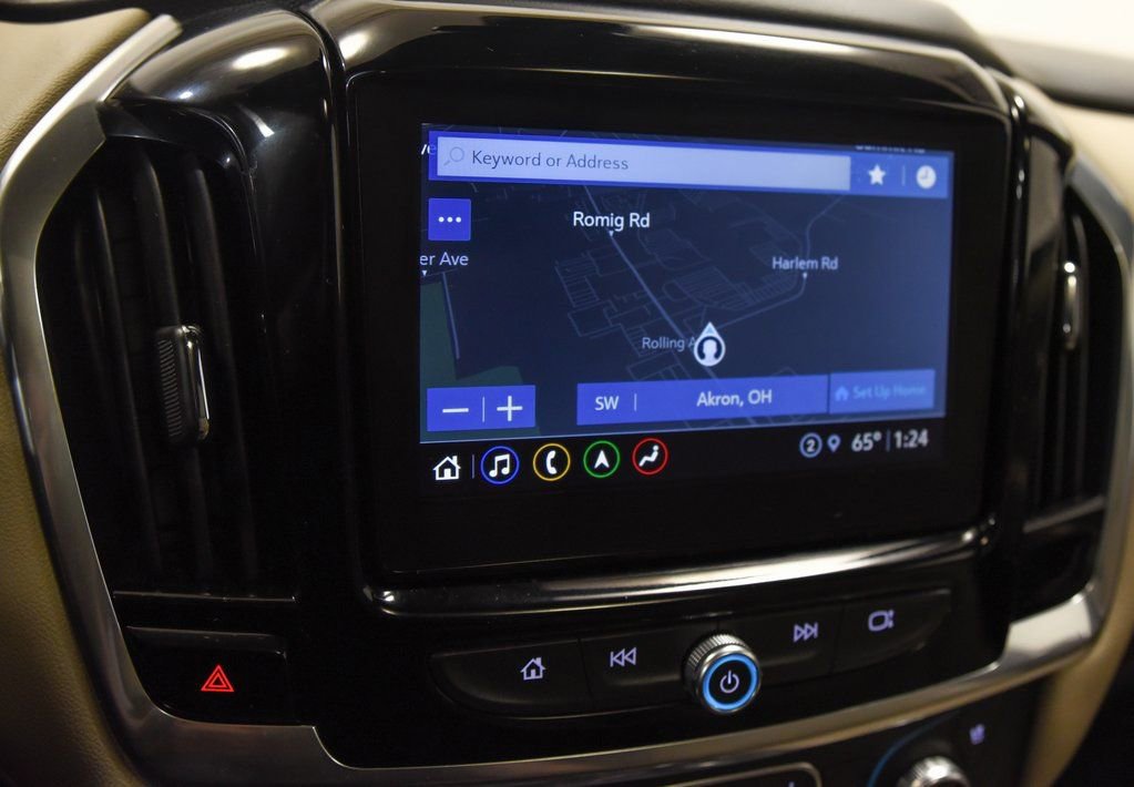 Used 2023 Chevrolet Traverse Premier image 21