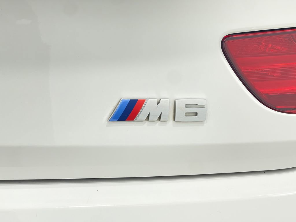 Used 2017 BMW M6 Convertible image 39