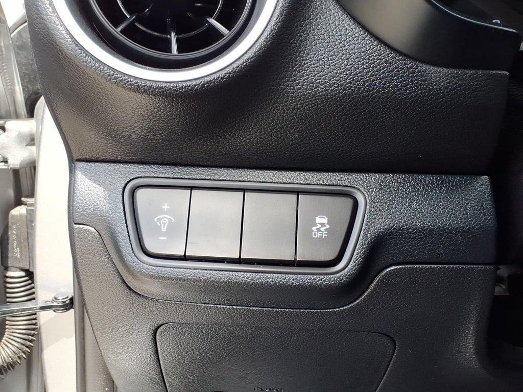 Certified 2024 Kia Forte LXS FWD image 23