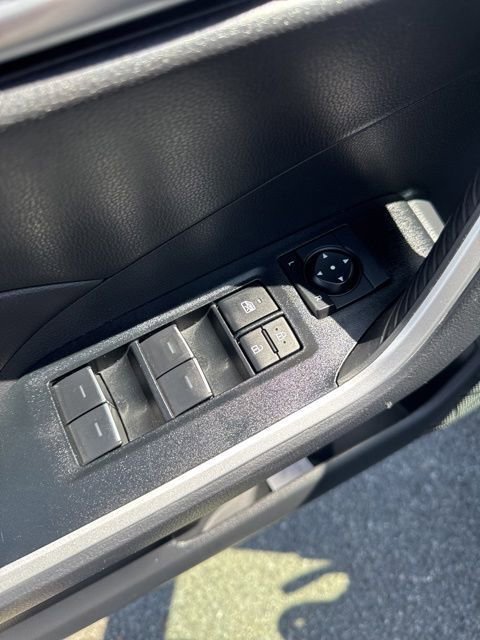 Certified 2025 Toyota RAV4 XLE AWD/4WD image 18