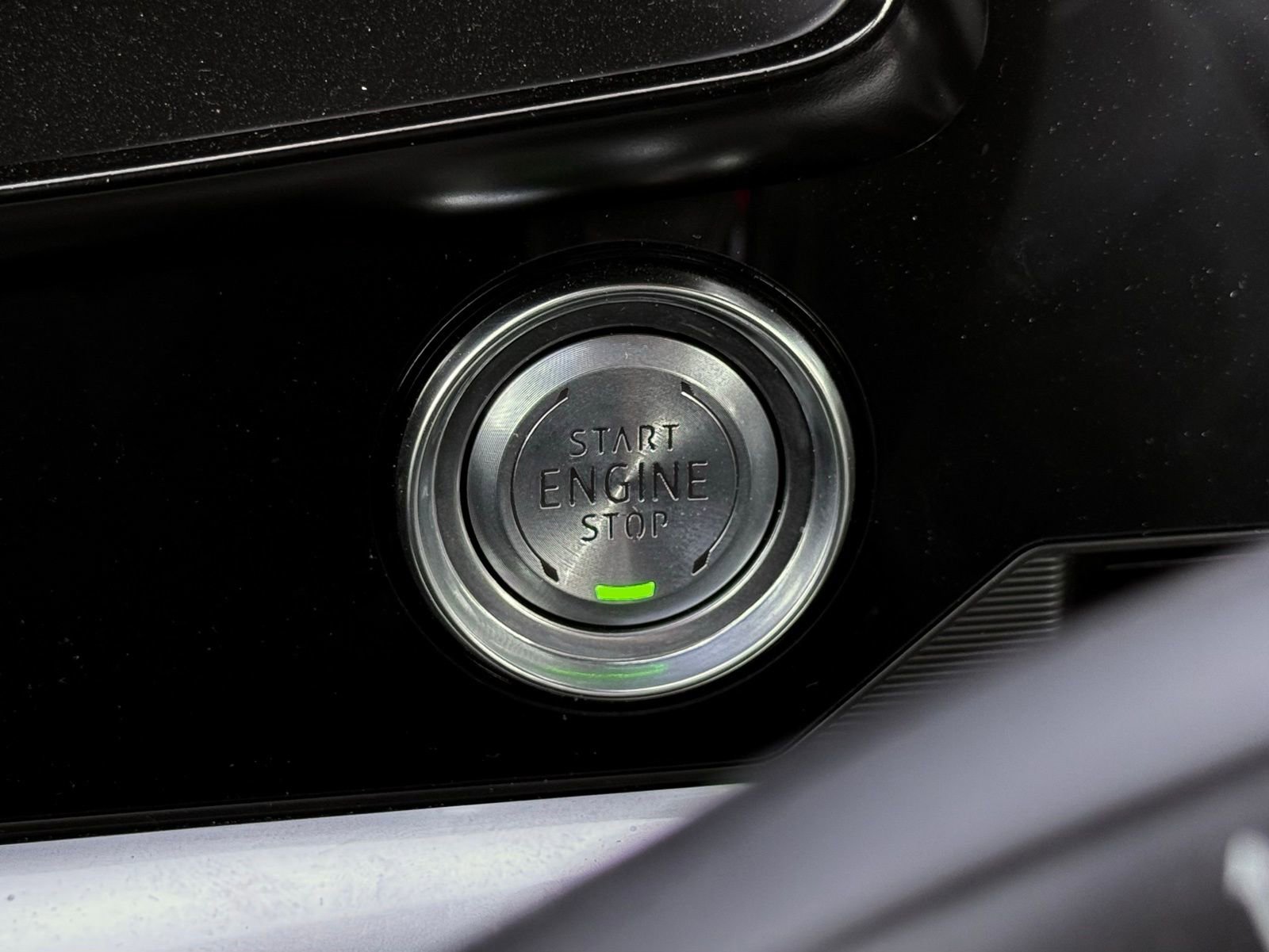 Used 2023 Chevrolet Corvette Stingray Premium Conv w/ Z51 Performance Package image 61