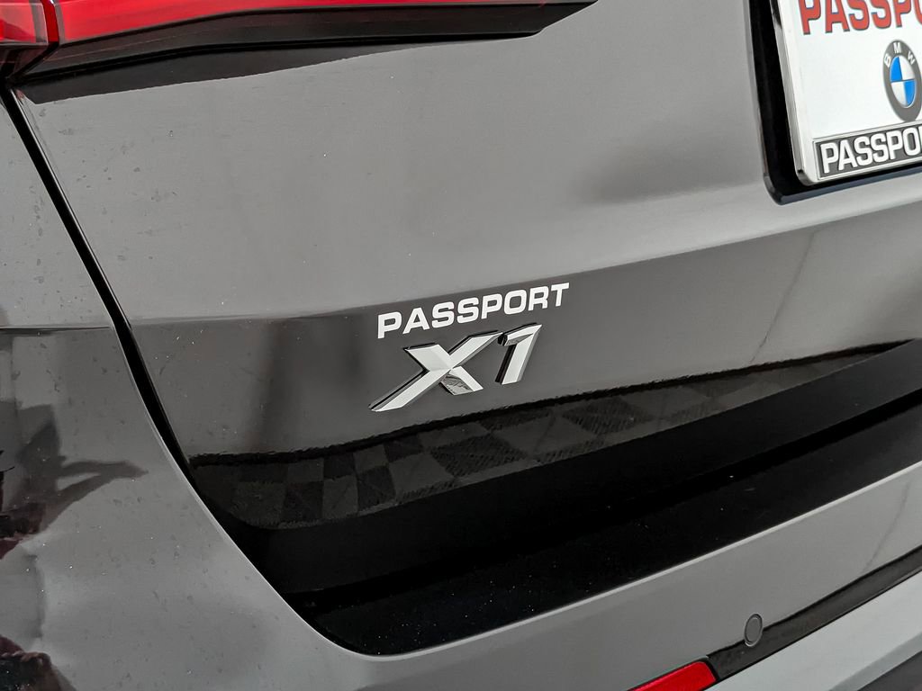 Used 2025 BMW X1 xDrive28i w/ Technology Package image 10