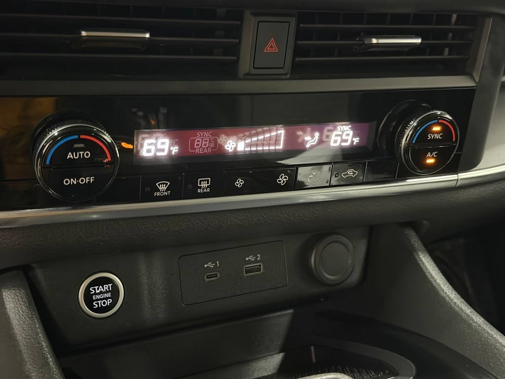 Used 2023 Nissan Rogue SV AWD/4WD image 33