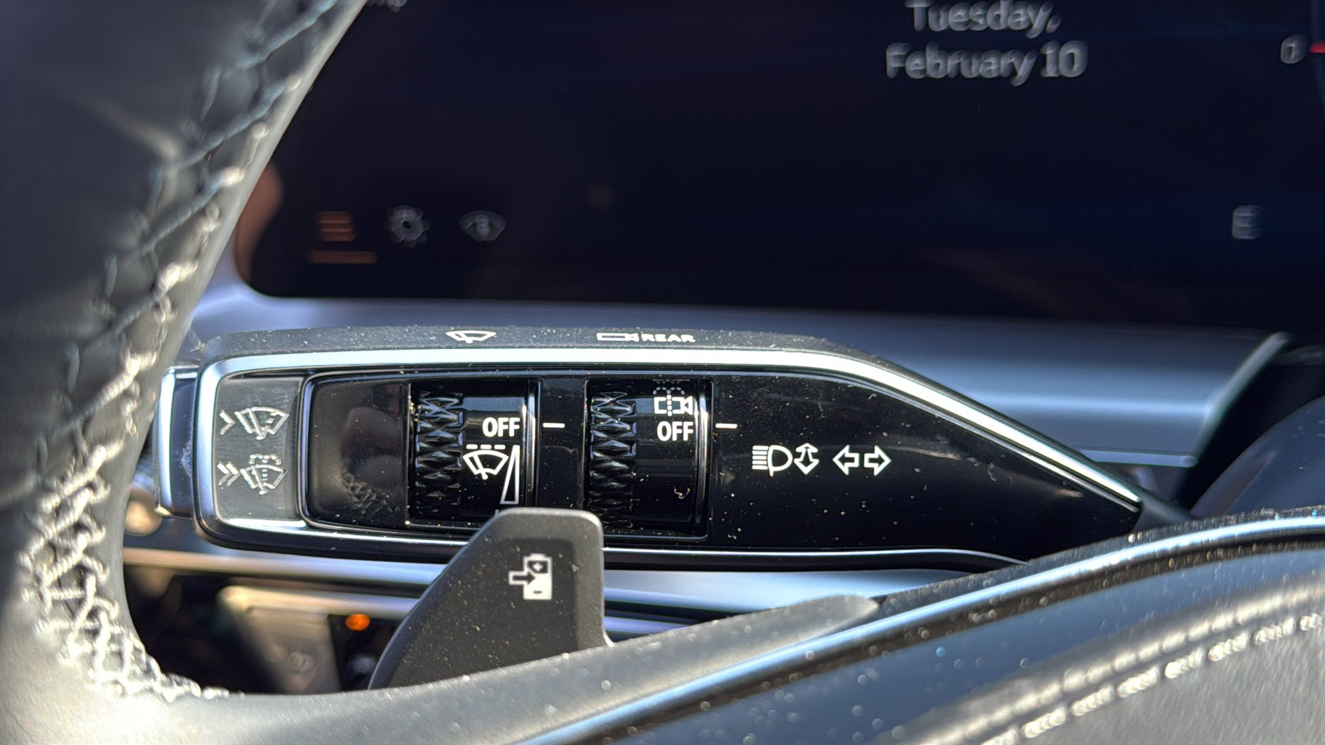 New 2026 Cadillac Lyriq Signature Luxury image 14