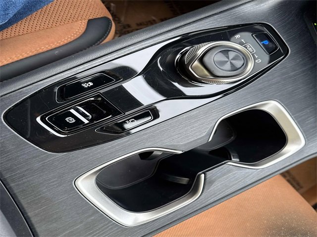 Used 2023 Lexus RZ 450e Premium image 24