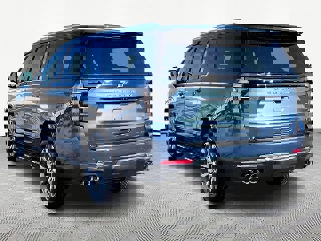 New 2026 Chevrolet Suburban Premier image 4