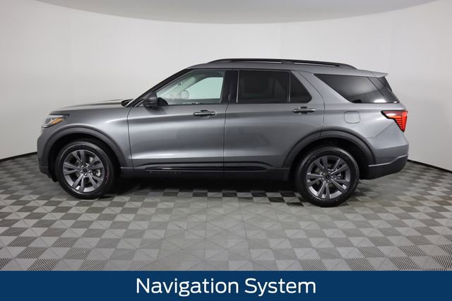 New 2026 Ford Explorer Active w/ Active Comfort Package image 6