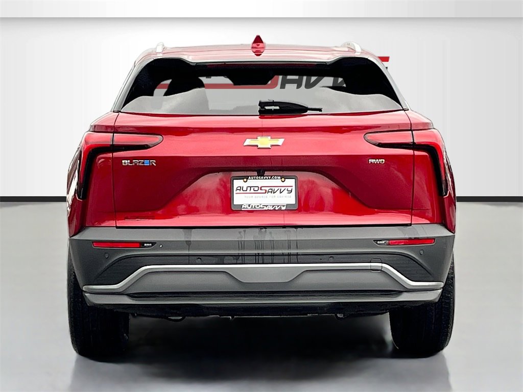 Used 2024 Chevrolet Blazer EV LT image 6