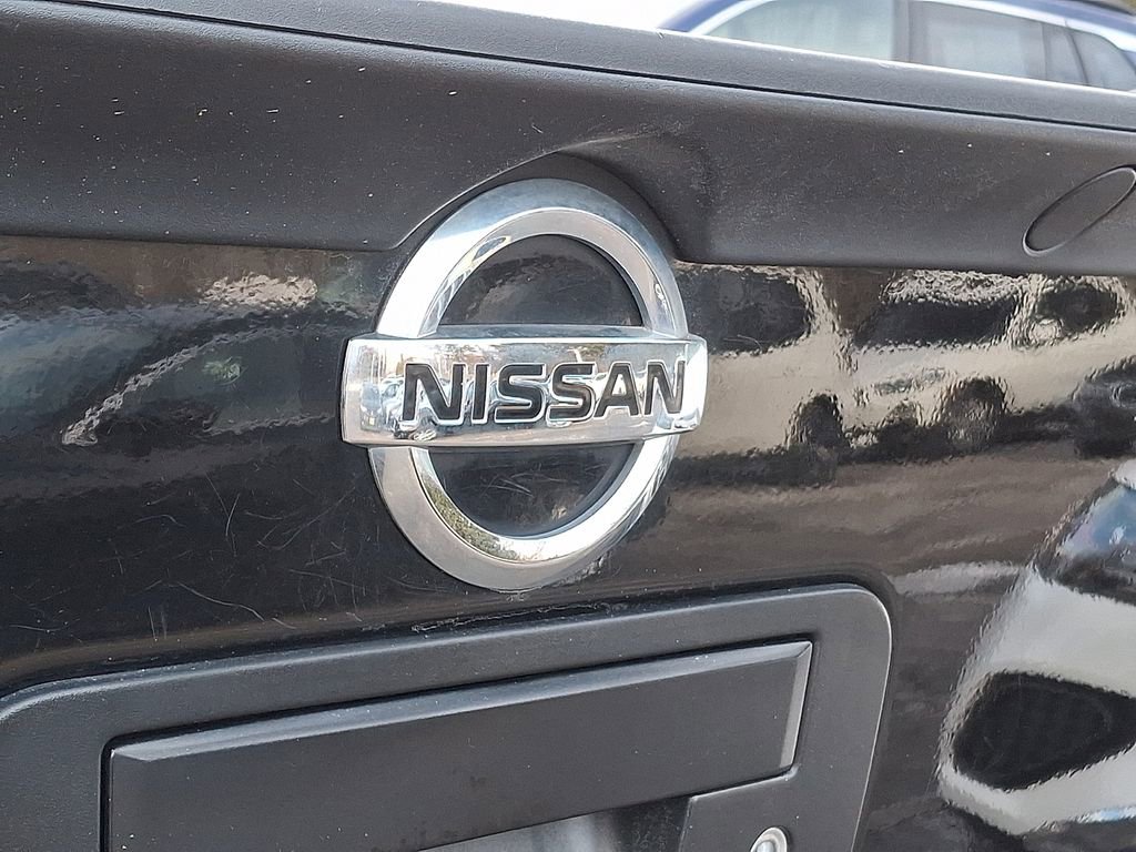 Used 2014 Nissan Titan SV w/ SV Value Truck Package image 30