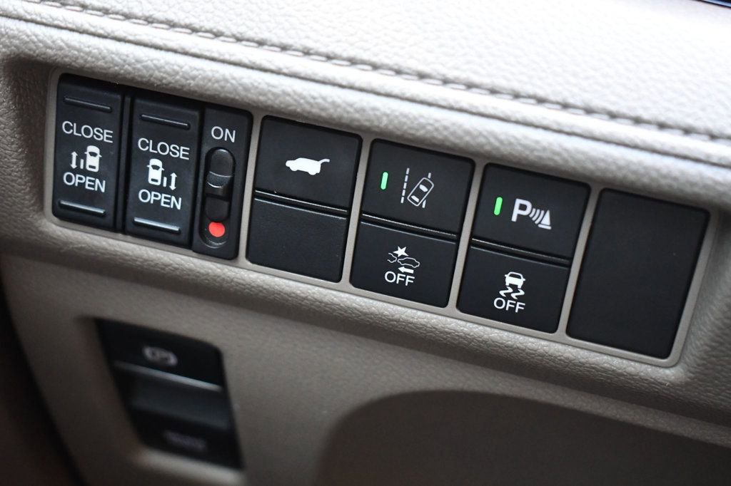 Used 2019 Honda Odyssey Elite image 37