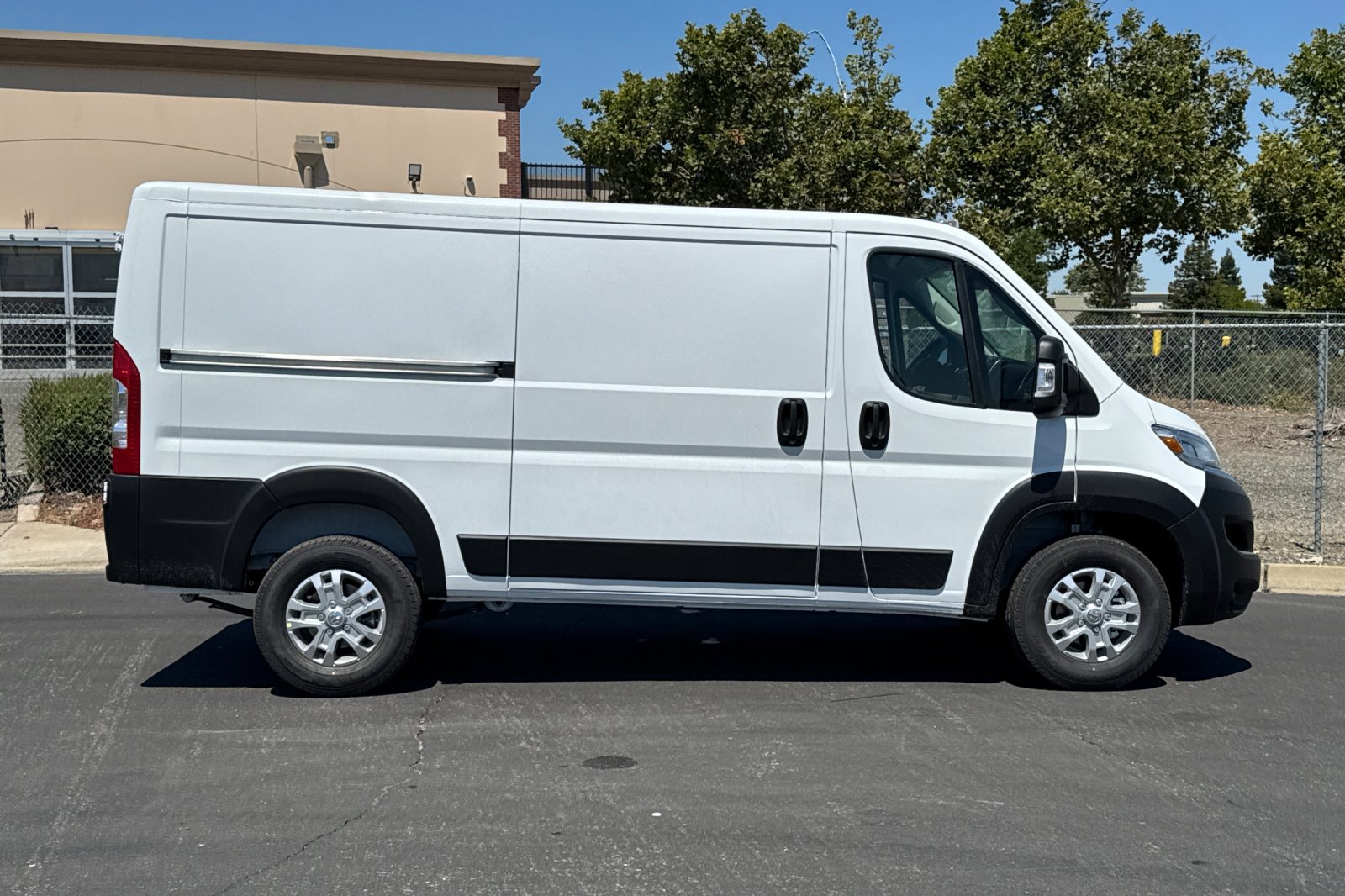 New 2026 RAM ProMaster 1500 w/ Quick Order Package 22G SLT FWD image 2