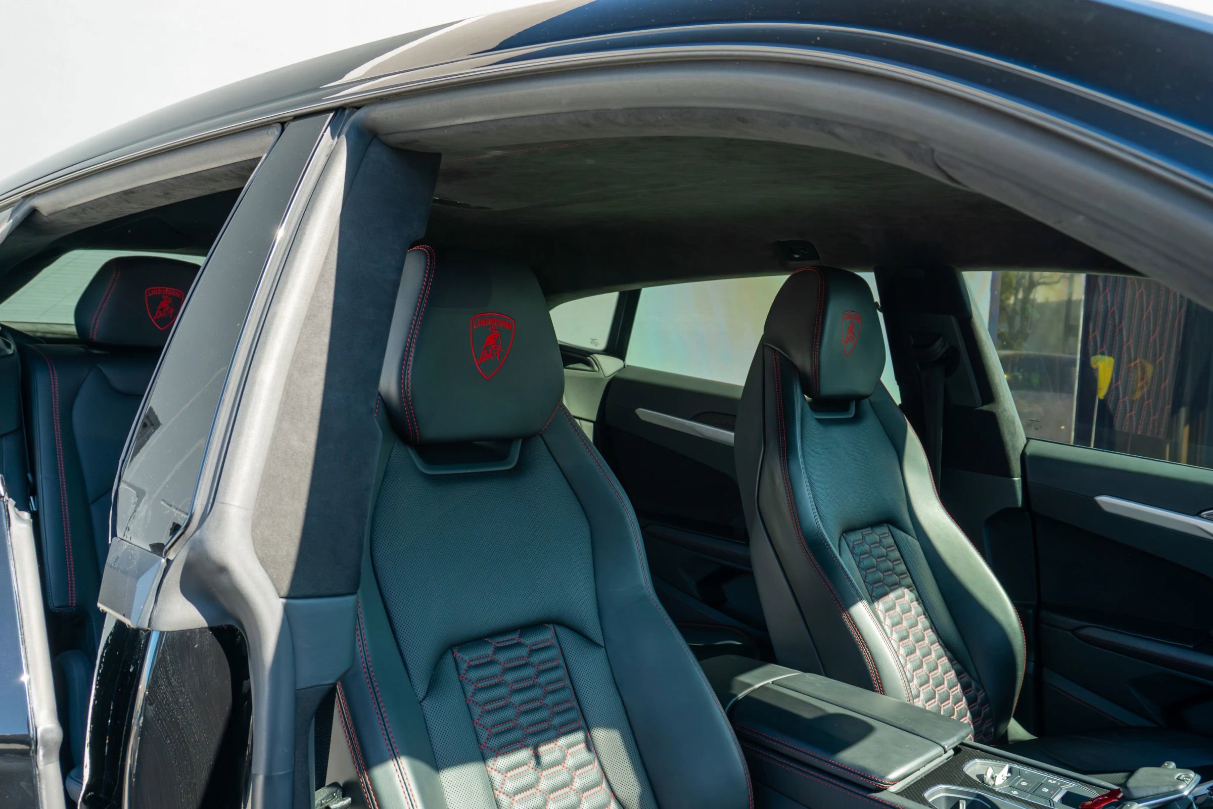 Used 2020 Lamborghini Urus image 13