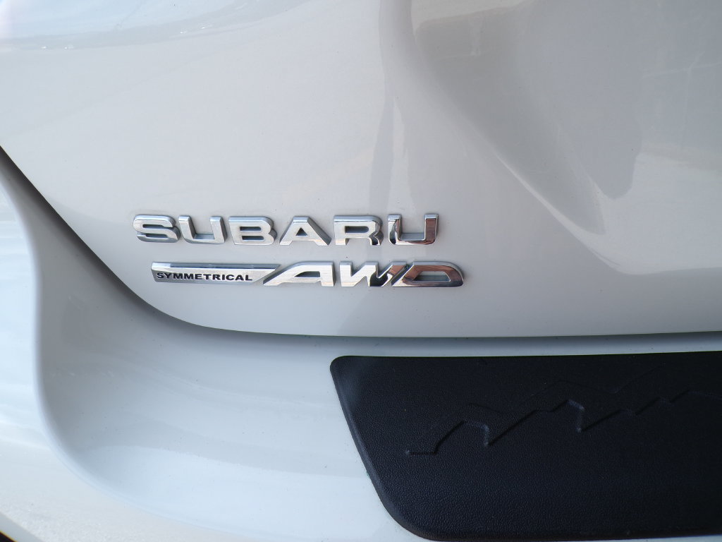 Used 2024 Subaru Crosstrek 2.0i Premium AWD/4WD image 16
