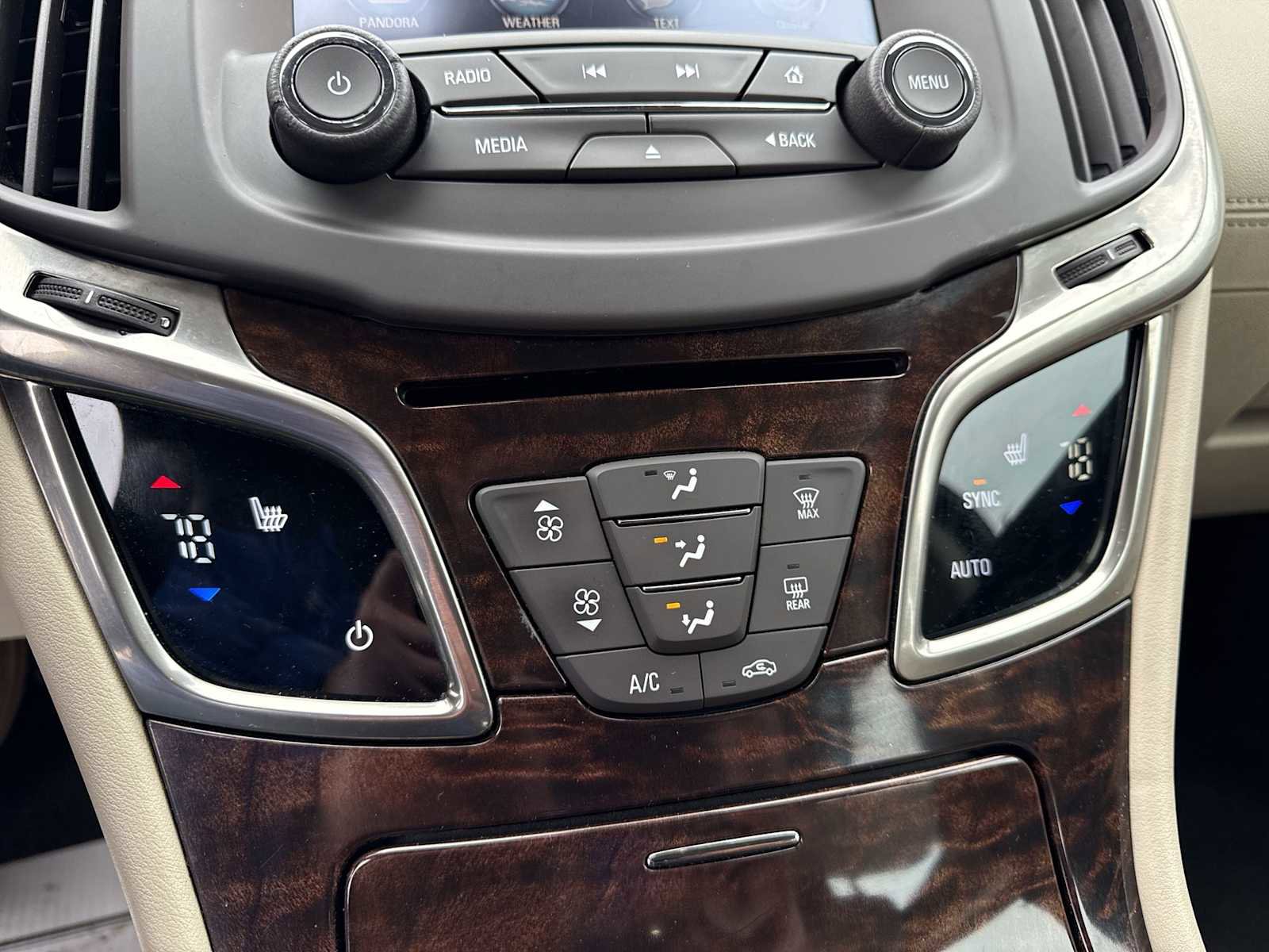 Certified 2015 Buick LaCrosse Leather w/ Experience Buick Package image 16