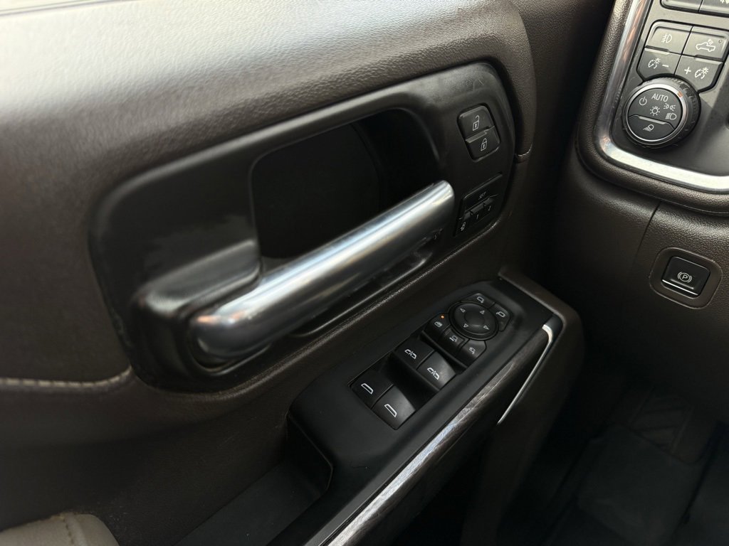 Used 2023 Chevrolet Silverado 2500 LTZ w/ LTZ Convenience Package image 12