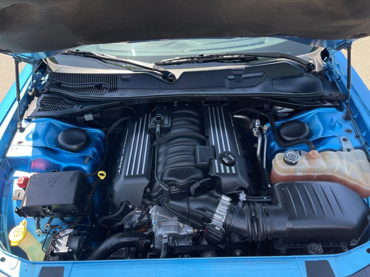 Used 2016 Dodge Challenger R/T Scat Pack w/ Leather Interior Group RWD image 30