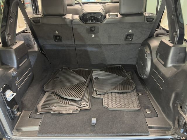 Used 2021 Jeep Wrangler Unlimited Sahara image 25