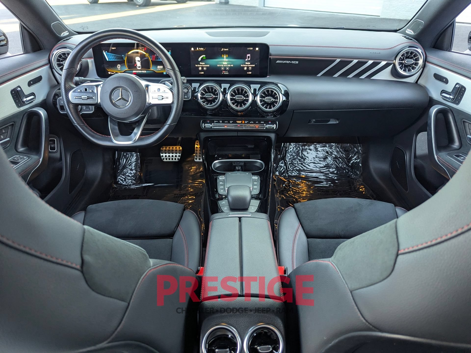 Used 2023 Mercedes-Benz CLA 35 AMG 4MATIC image 28