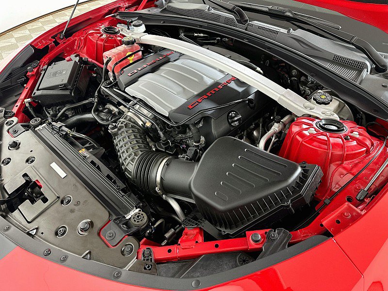 Used 2022 Chevrolet Camaro LT RWD image 30