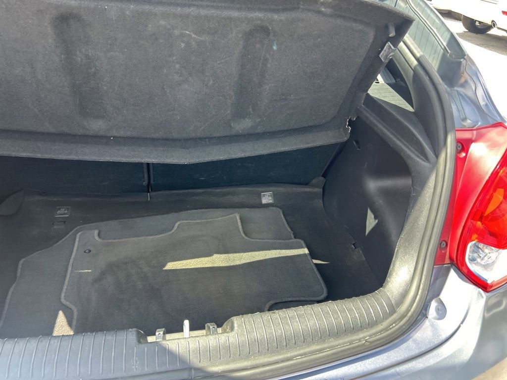 Used 2017 Hyundai Veloster image 29