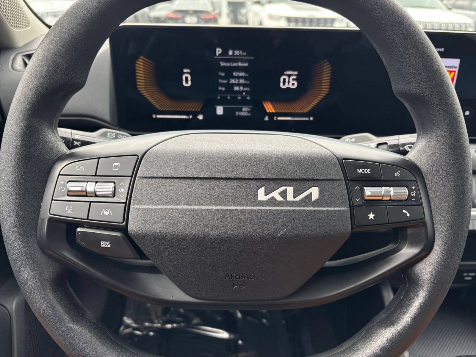 Used 2025 Kia K4 FWD image 28