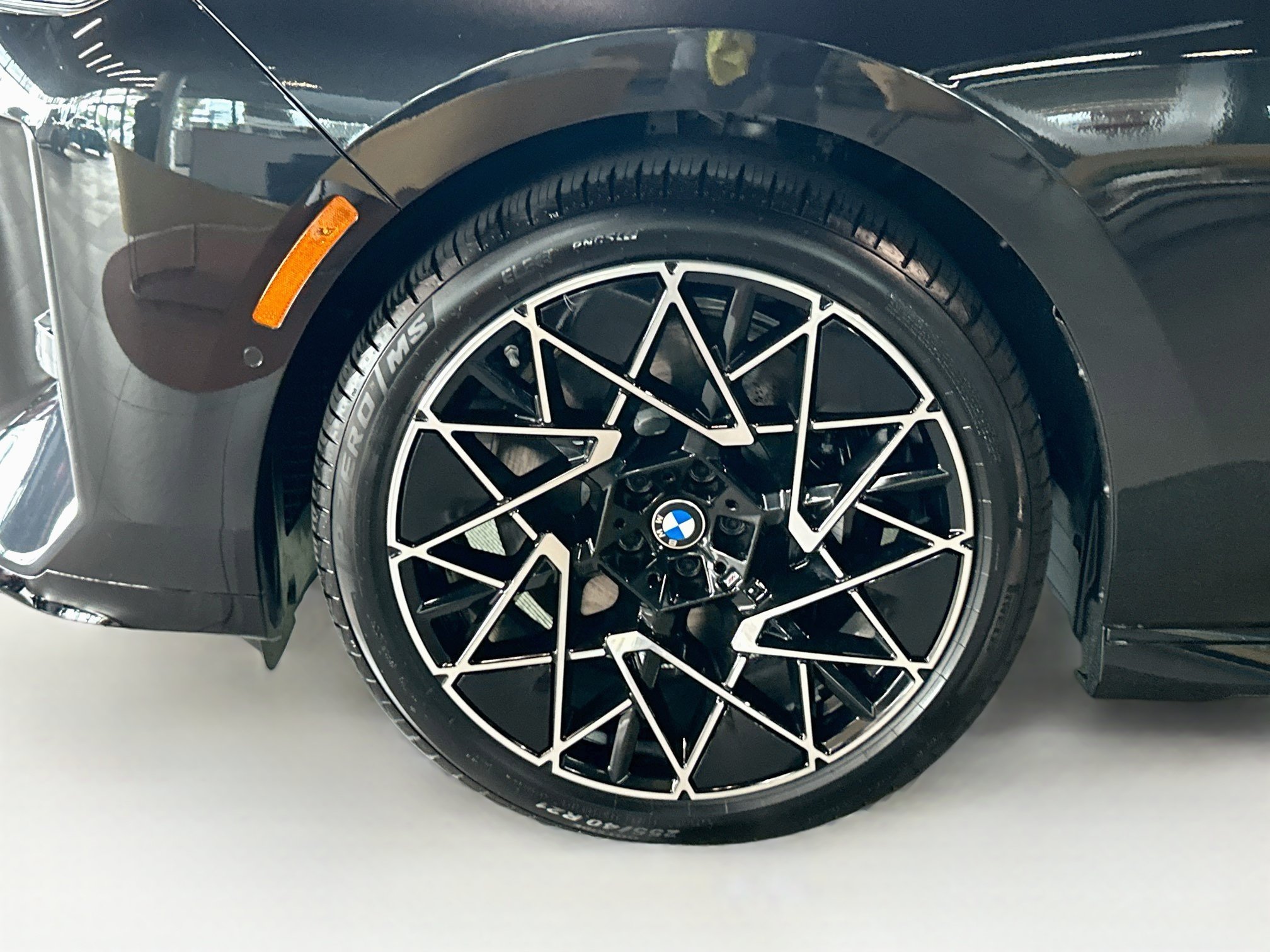 New 2027 BMW 740i w/ Executive Package RWD image 26