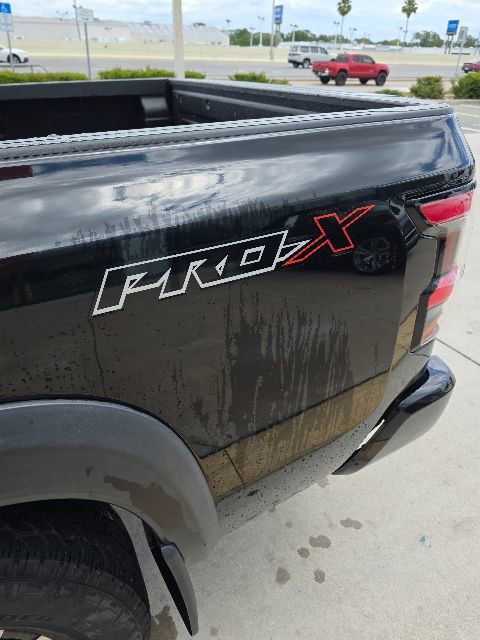 Used 2023 Nissan Frontier Pro-X w/ Tow Package RWD image 11