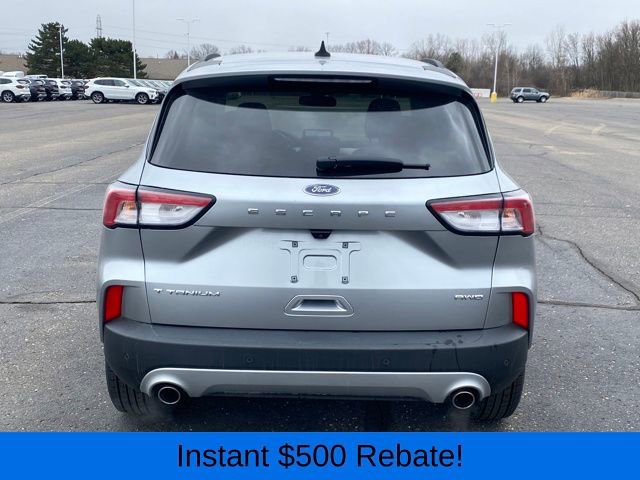 Used 2022 Ford Escape Titanium image 5