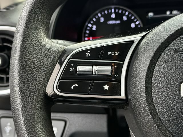 Used 2024 Kia Forte LXS FWD image 11