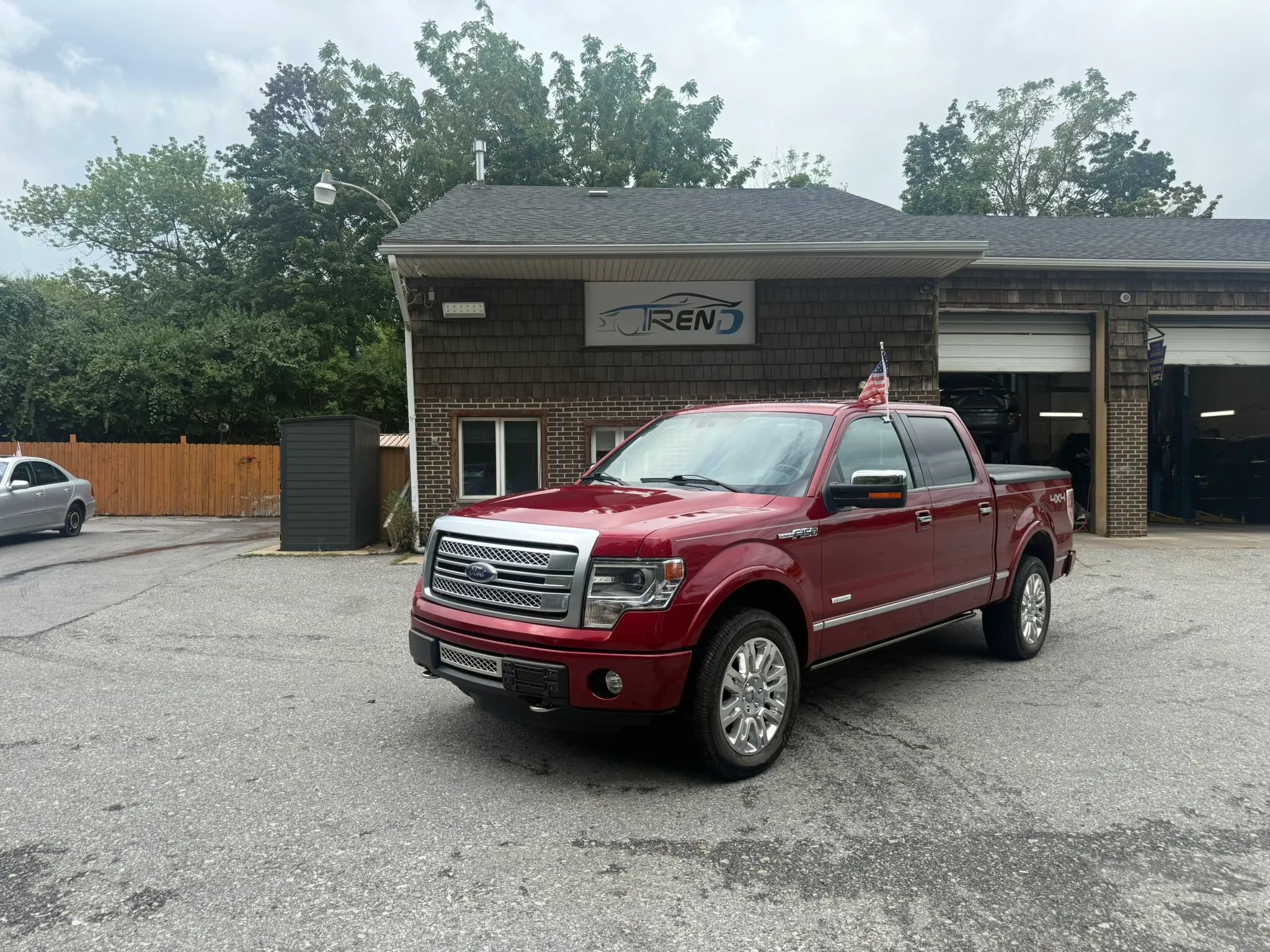 Used 2013 Ford F150 Platinum AWD/4WD image 7