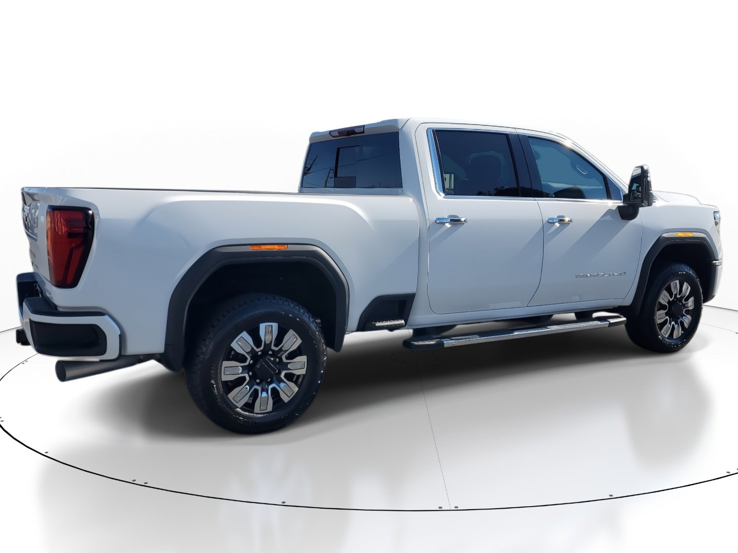 New 2025 GMC Sierra 2500 Denali image 3