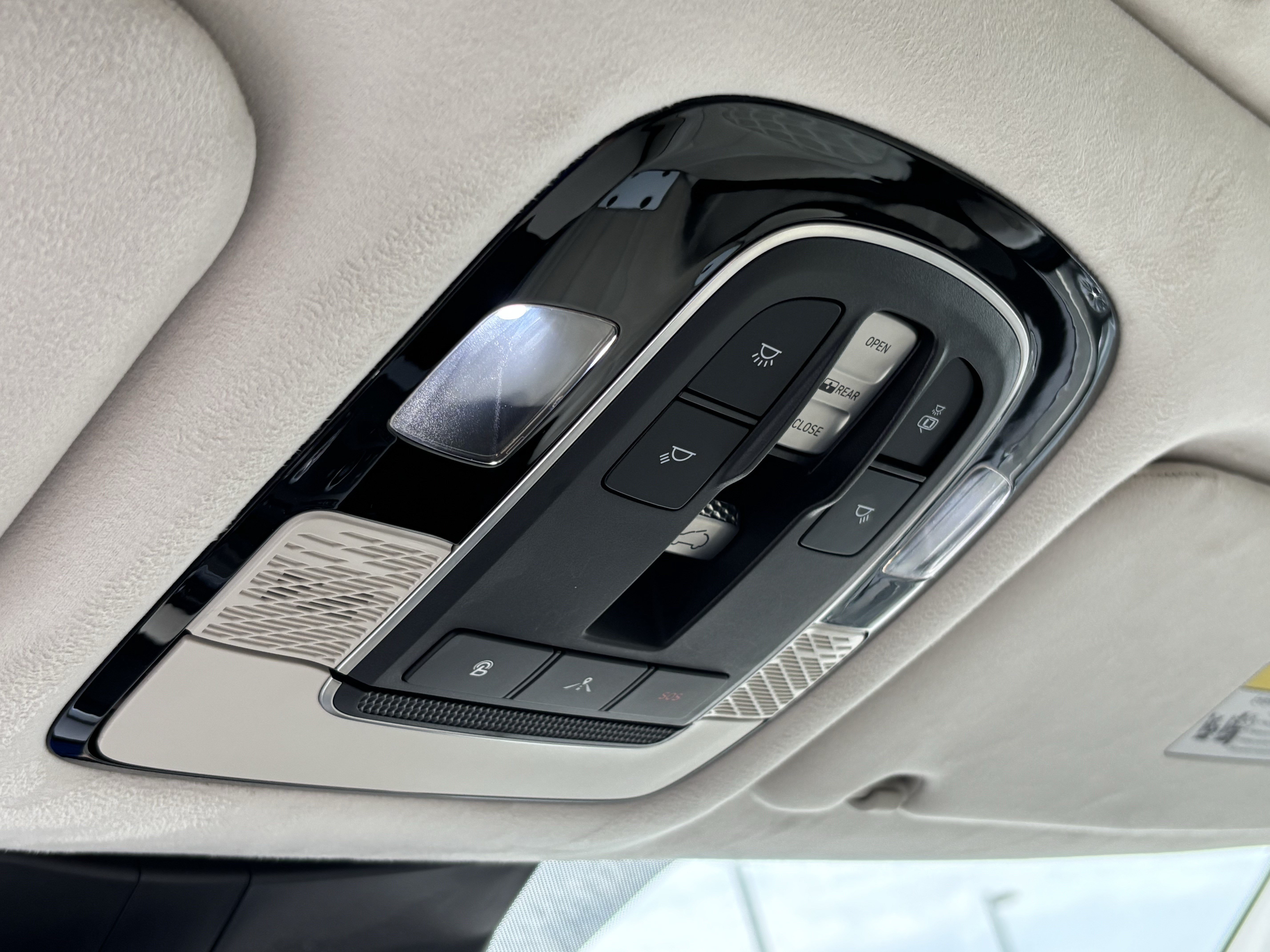 Used 2020 Hyundai Palisade Limited FWD image 28