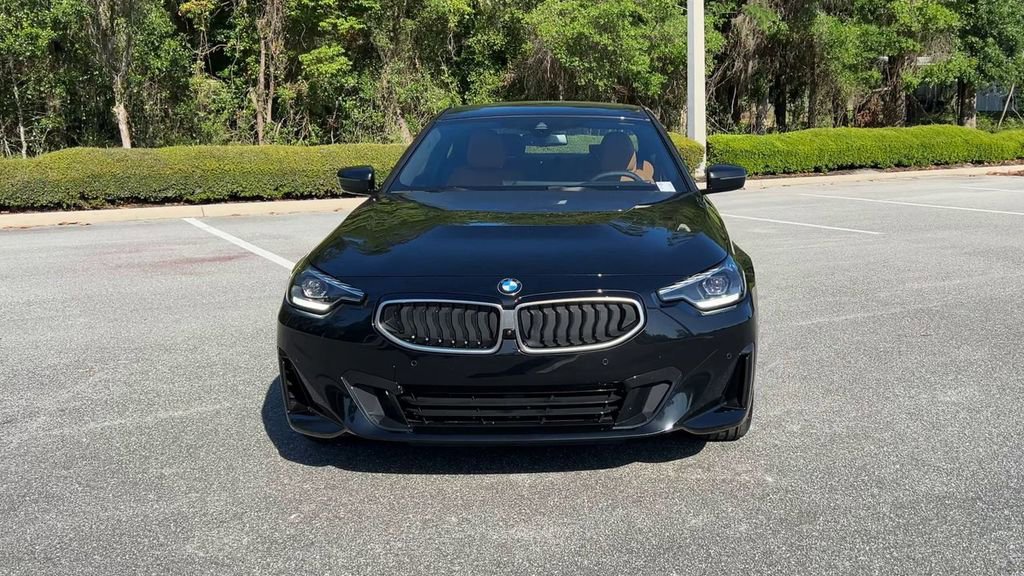 New 2025 BMW 230i Coupe w/ Convenience Package image 3