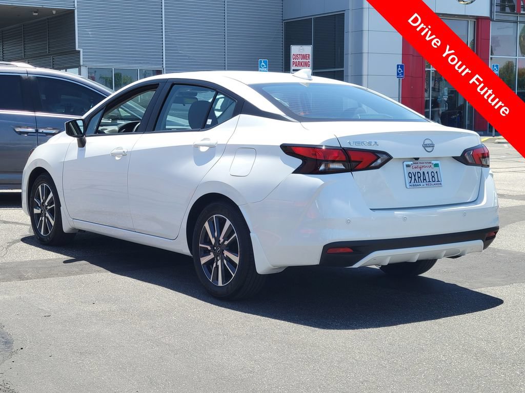 Used 2025 Nissan Versa SV w/ Trunk Package FWD image 3