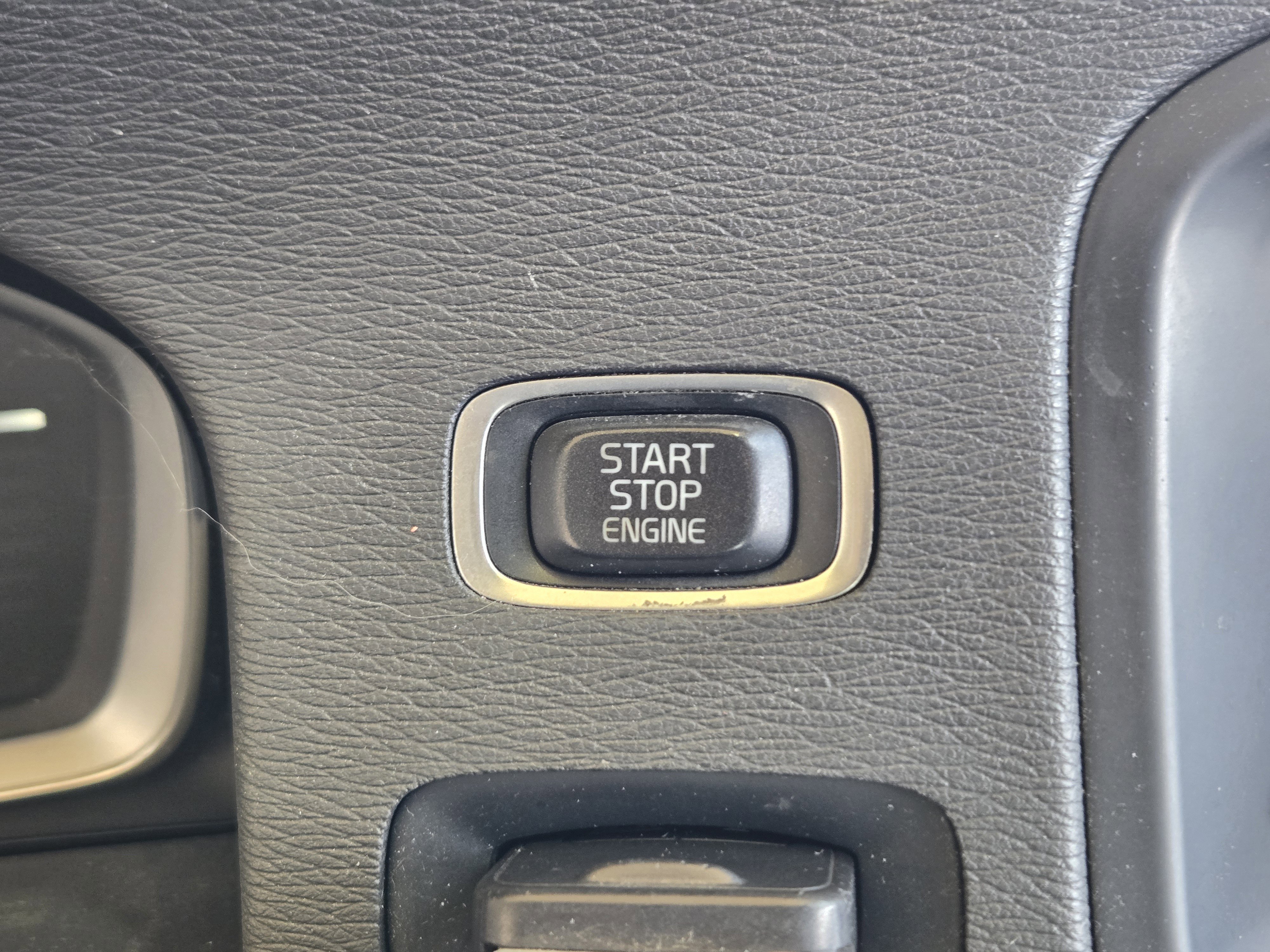 Used 2015 Volvo S60 T5 Premier Plus image 29