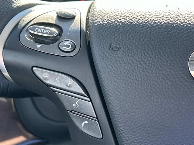 Used 2019 INFINITI Q70 Luxe w/ Proactive Package image 28