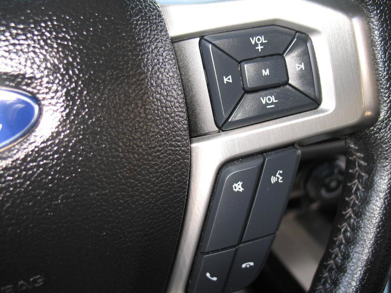 Used 2016 Ford F150 Platinum w/ Equipment Group 701A Luxury image 31