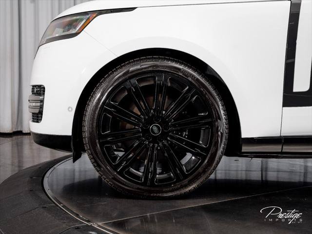 Used 2023 Land Rover Range Rover Long Wheelbase SE AWD/4WD image 7