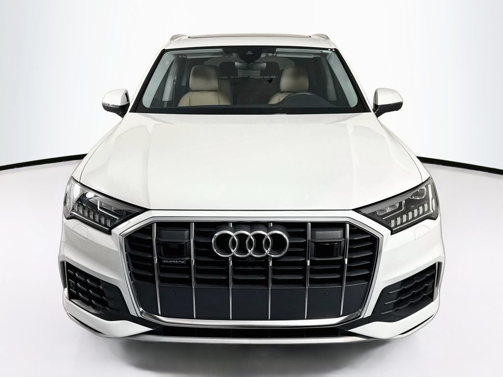 Used 2023 Audi Q7 3.0T Premium AWD/4WD image 2