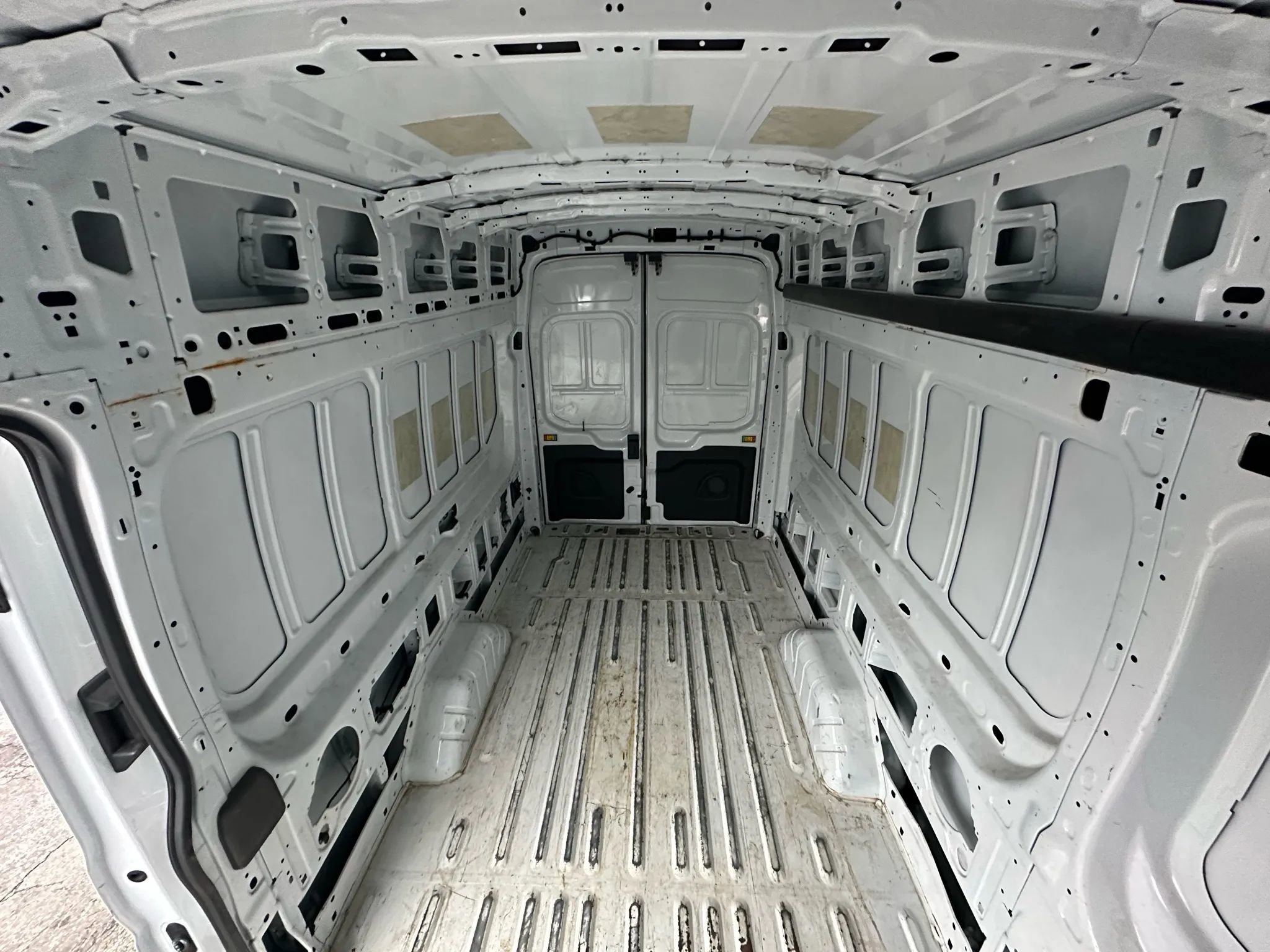 Used 2024 Ford Transit 250 148 High Roof Extended AWD image 20