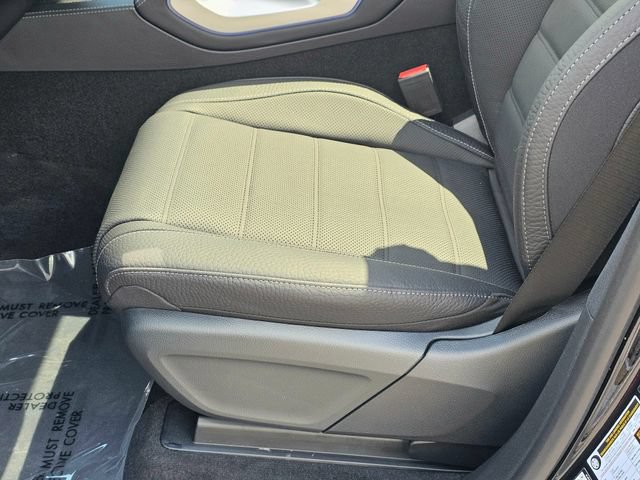 New 2026 Mercedes-Benz GLS 580 4MATIC image 17