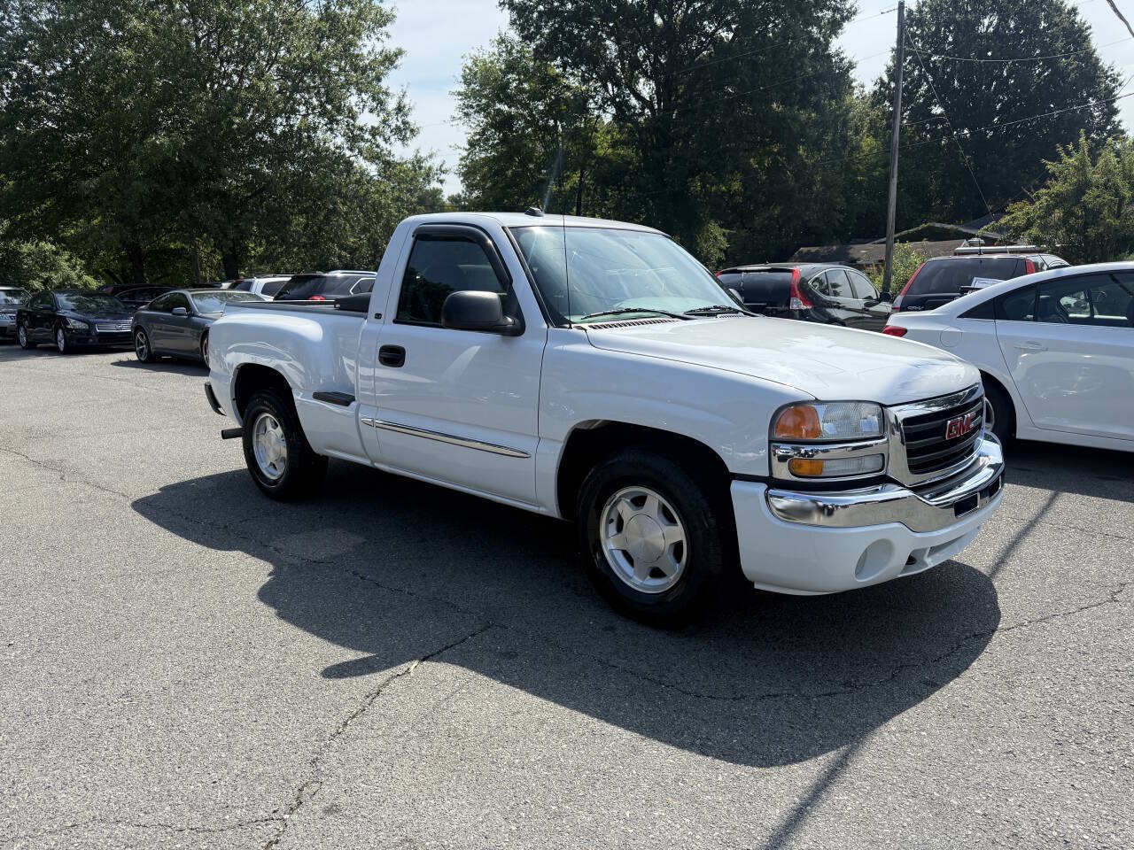 Used 2004 GMC Sierra 1500 SLE w/ Light Duty Power Package RWD image 4