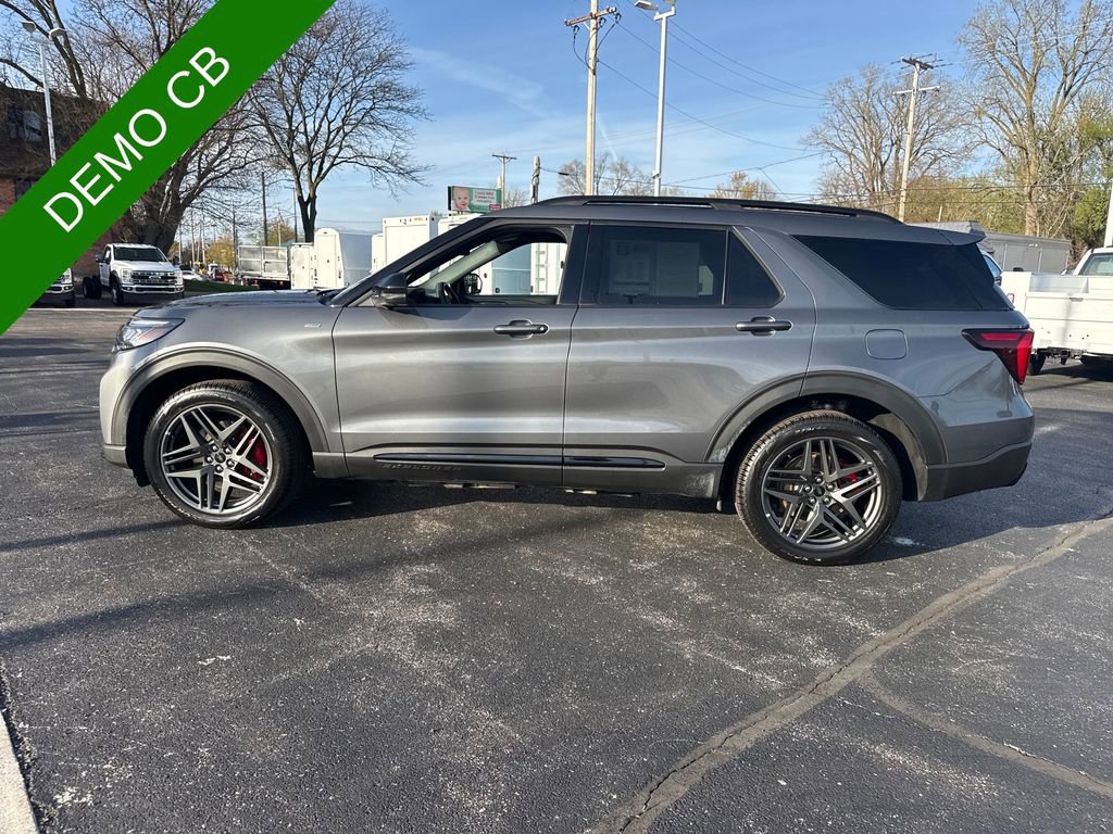 Used 2025 Ford Explorer ST-Line w/ Premium Package