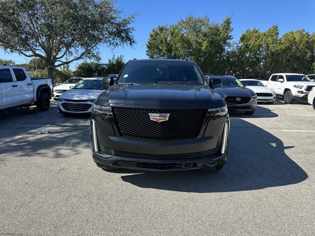 Used 2023 Cadillac Escalade Sport image 3