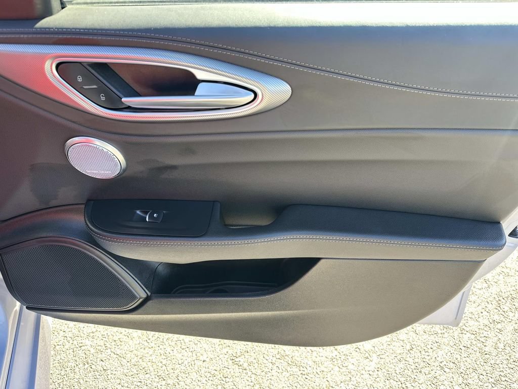 New 2026 Alfa Romeo Giulia AWD image 22
