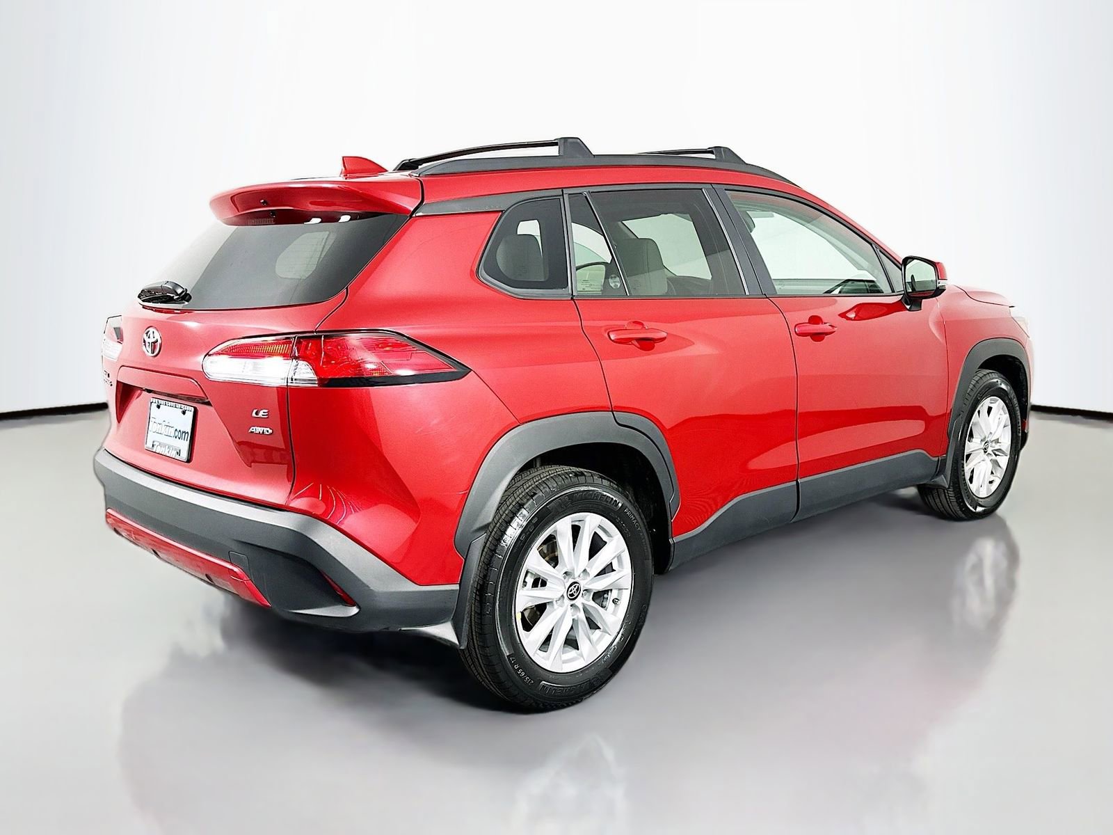 Certified 2024 Toyota Corolla Cross LE w/ Moonroof Package AWD/4WD image 7